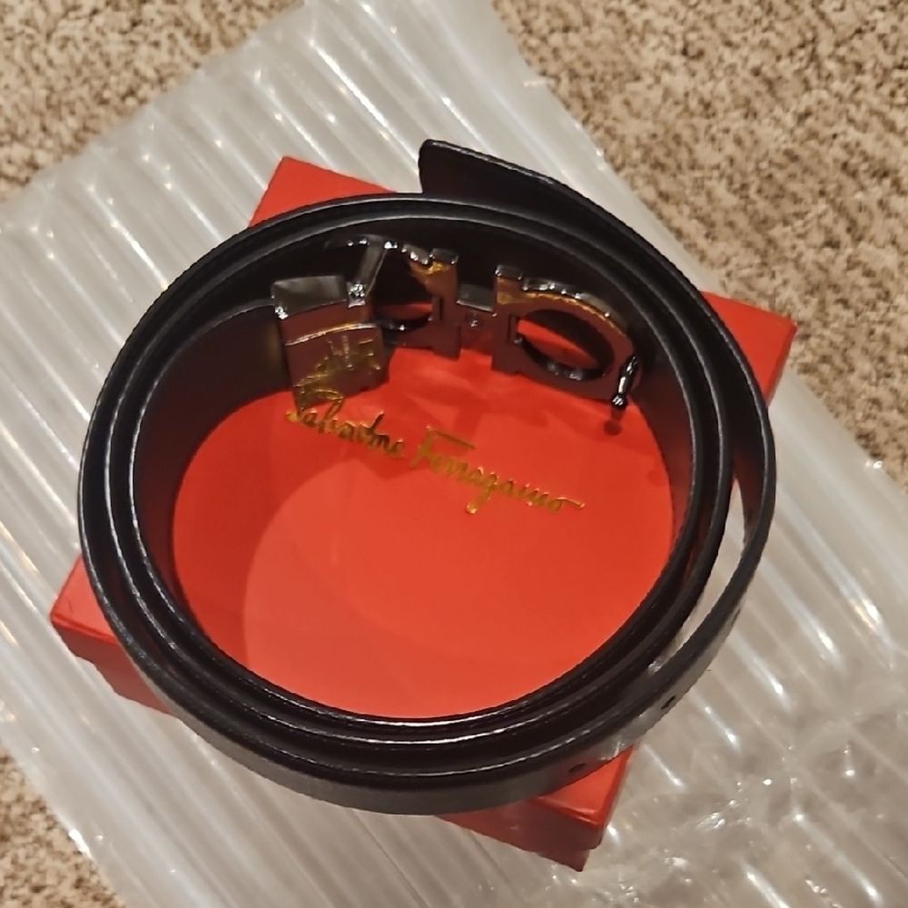 Salvatore Ferragamo Black Leather Belt